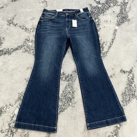 Judy Blue Denim - Judy Blue Flare Jeans Womens Plus 20W NWT High Rise Stretch Medium Wash Denim